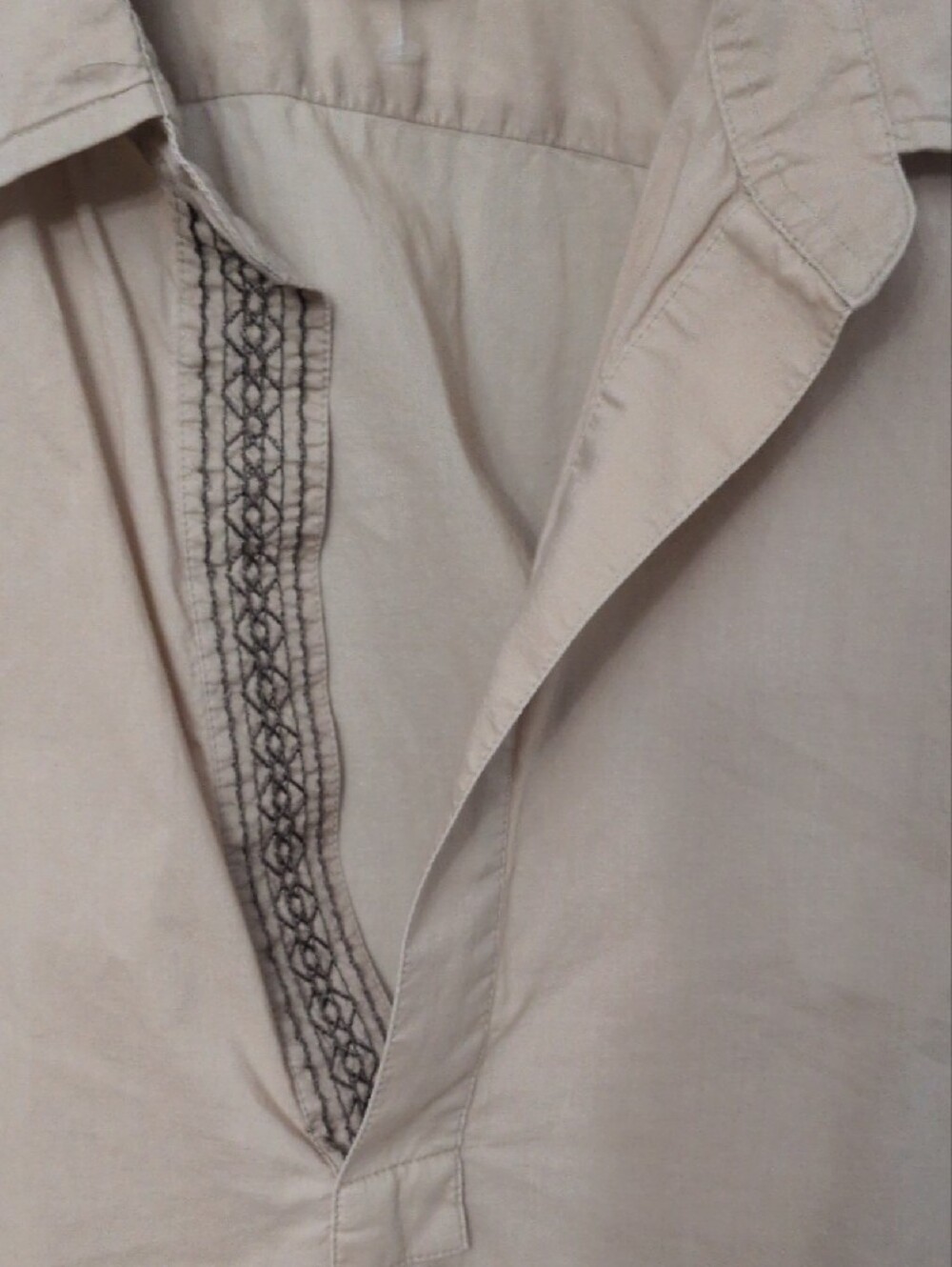 Express Men’s Beige Long-Sleeve Button-Down Pullover Shirt 100% Cotton - Picture 3 of 7